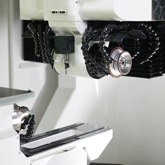 CNC 공구 연삭기 C818
